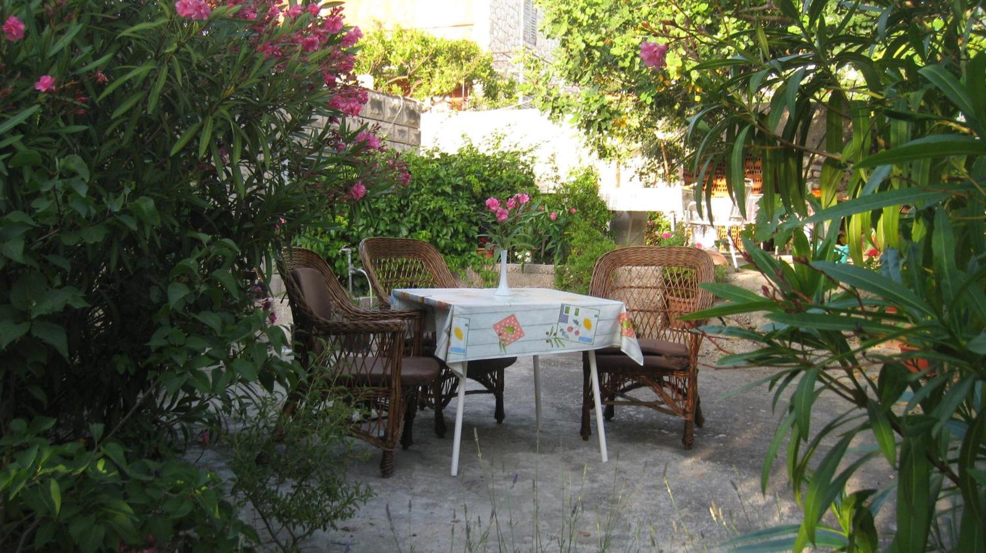 Barko Apartment And Rooms Hvar Town Exteriör bild